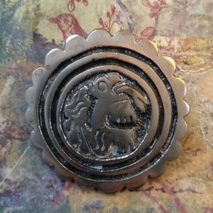 Peruvian silver pendant or brooch